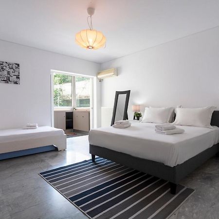 Central 3Bd Apt. Near Acropolis Athen Eksteriør bilde